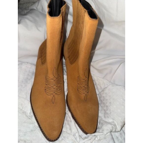 NWOB ZADIG & VOLTAIRE Tyler Suede Chelsea Boots Tan size 39 - Picture 8 of 9